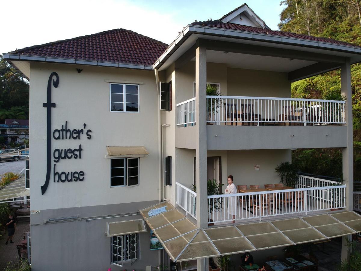Fathers Guesthouse Tanah Rata Buitenkant foto